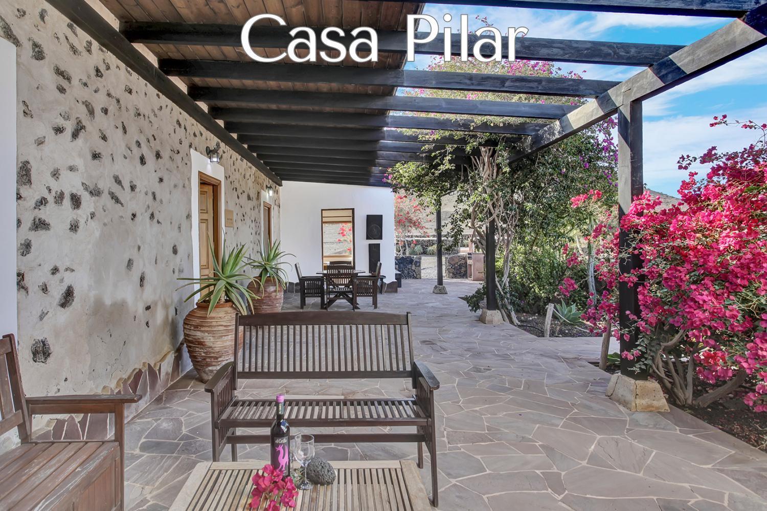 Casa Pilar, Aurora Y Tarabilla En Finca Ecologica Teguitar エクステリア 写真